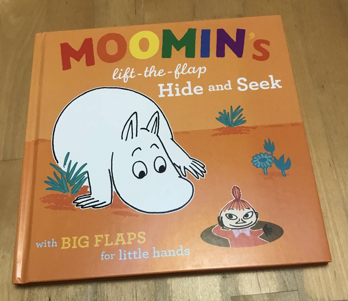 古本 洋書 しかけ 絵本 MOOMIN's lift the flap Hide and Seek 古本 洋書 しかけ 絵本 MOOMIN's lift the flap Hide and Seek