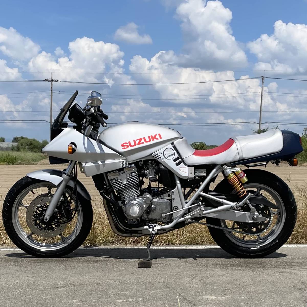 GSX400S カタナ 実動 書類付き GK77A 平成4年 絶版 旧車 GSX400S カタナ 実動 書類付き GK77A 平成4年 絶版 旧車