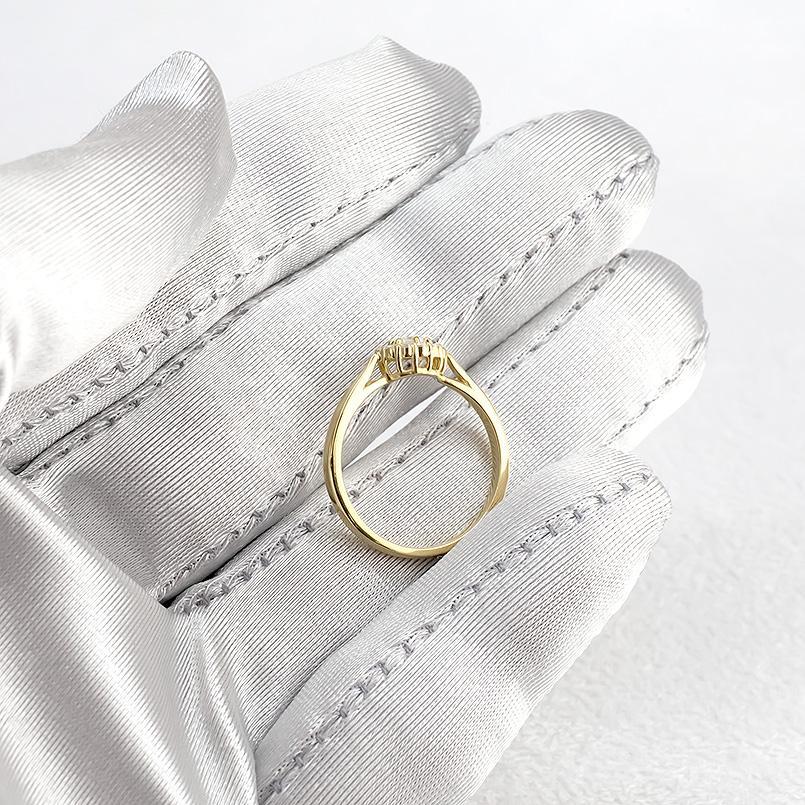婚約指輪 安い 18金 リング ダイヤモンド 指輪 イエローゴールドk18 ピンキーリング ダイヤ ハーフヘイロー プラスミミ_画像4