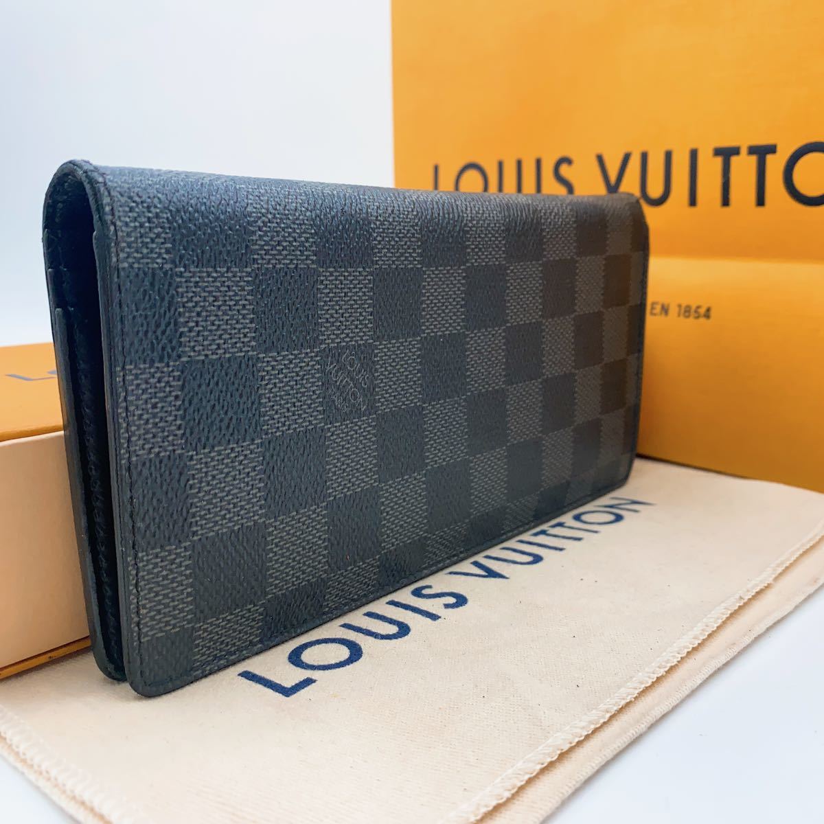 A 美品LOUIS VUITTON ルイヴィトン ダミエ グラフィット