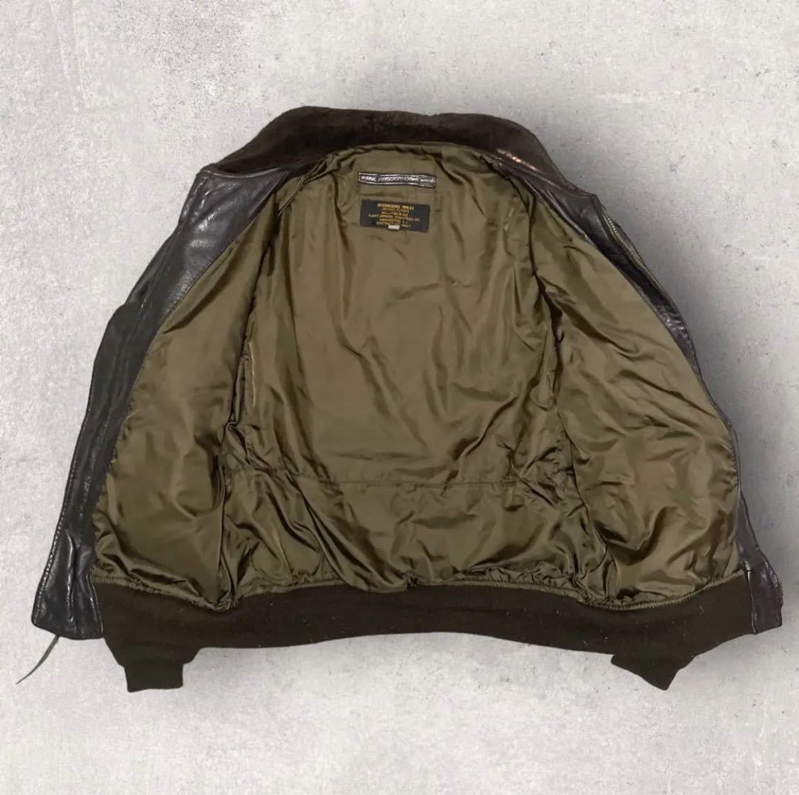 US NAVY 80s TYPE G-1 フライトジャケット レザー USNパンチング US NAVY 80s TYPE G-1 フライトジャケット レザー USNパンチング