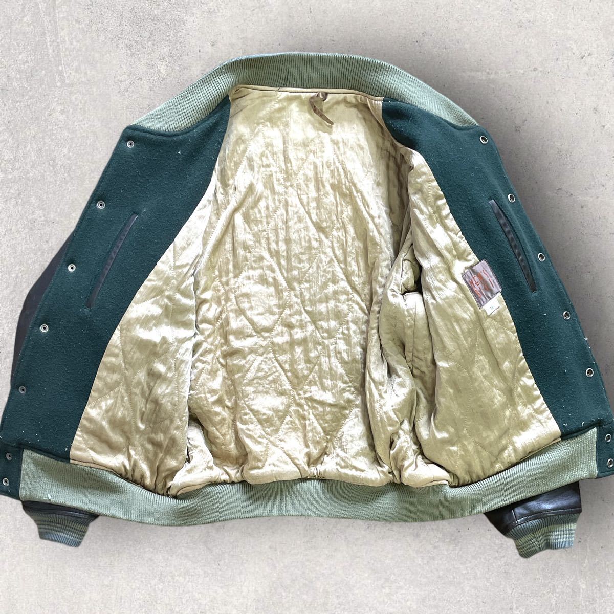 稀少カラー MEN'S BIGI メンズビギ 80s 袖革 アーチロゴ 稀少カラー MEN'S BIGI メンズビギ 80s 袖革 アーチロゴ