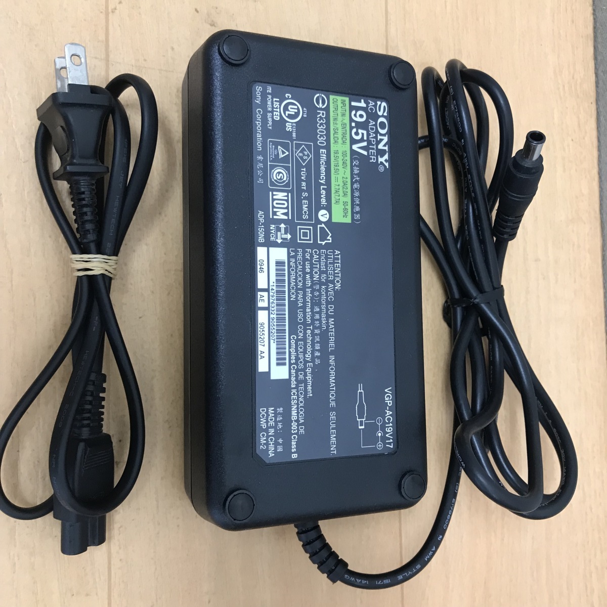 SONY 19.5V=7.7A AC ADAPTER SONY ACアダプター 19.5V=7.7A 100-240v VGP-AC19V17 ソニーノートPC用 ACアダプタ SONY 19.5V=7.7A AC_画像2