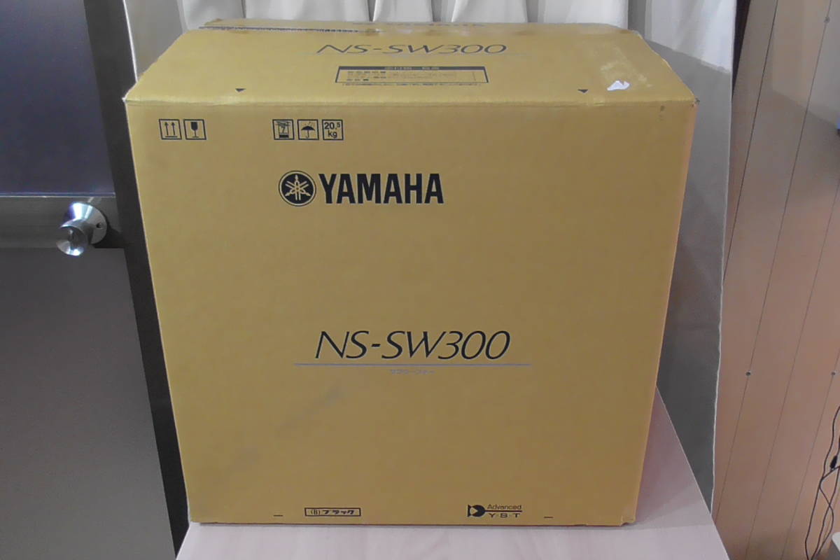 * beautiful goods Yamaha subwoofer black NS-SW300B