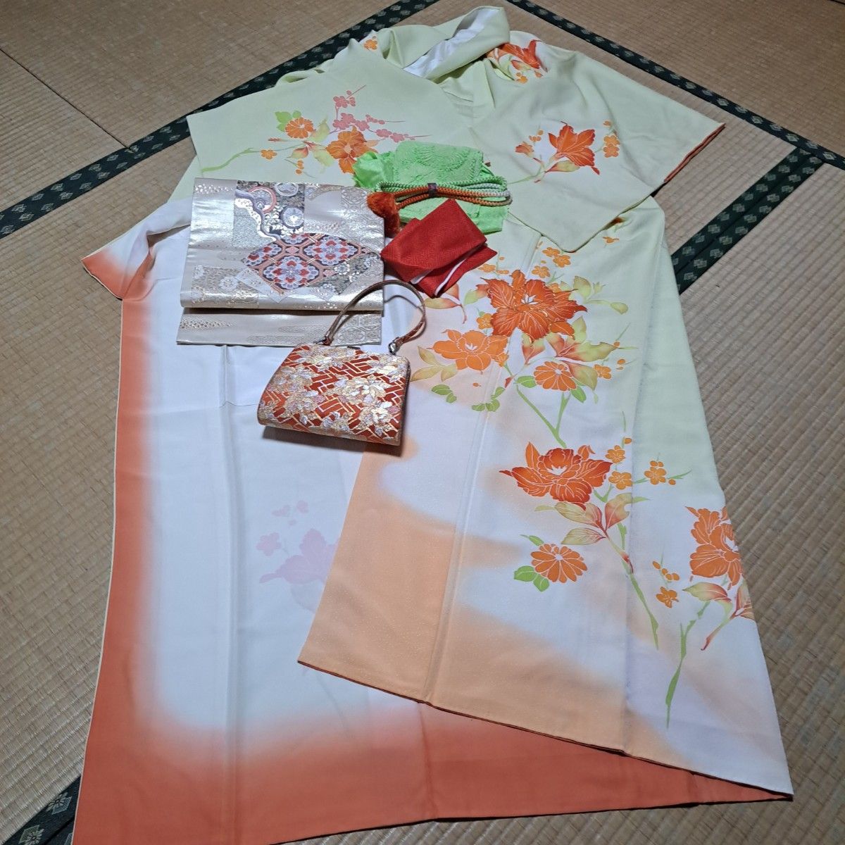 正絹 草花文 金駒刺繍 暈し染め 訪問着5点セット|PayPayフリマ