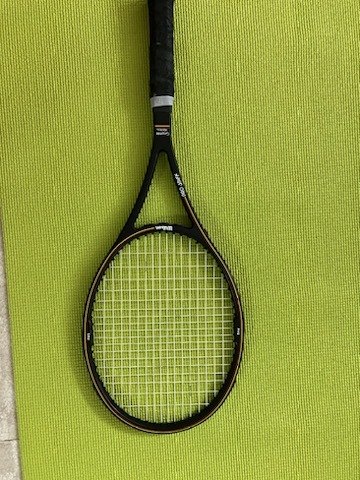 ウィルソン　プロスタッフ　Wilson PRO STAFF　台湾製　テニス　ラケット　硬式