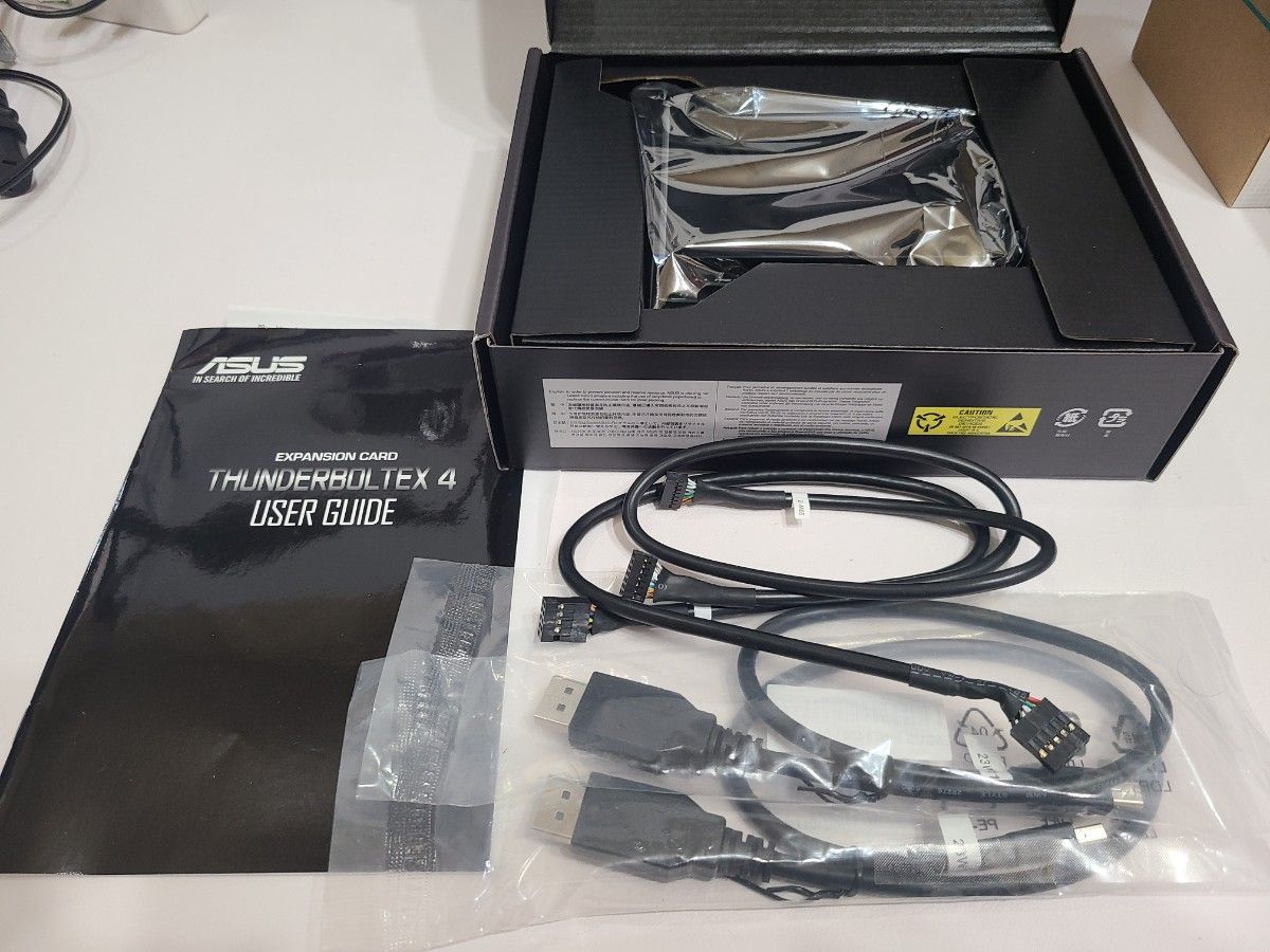 ASUS THUNDERBOLTEX 4 PCIE 拡張カード 動作美品 Thunderbolt4端子や映像出力を追加可能|Yahoo!フリマ(旧PayPayフリマ) ASUS THUNDERBOLTEX 4 PCIE 拡張カード 動作美品 Thunderbolt4端子や映像出力を追加可能|Yahoo!フリマ(旧PayPayフリマ)