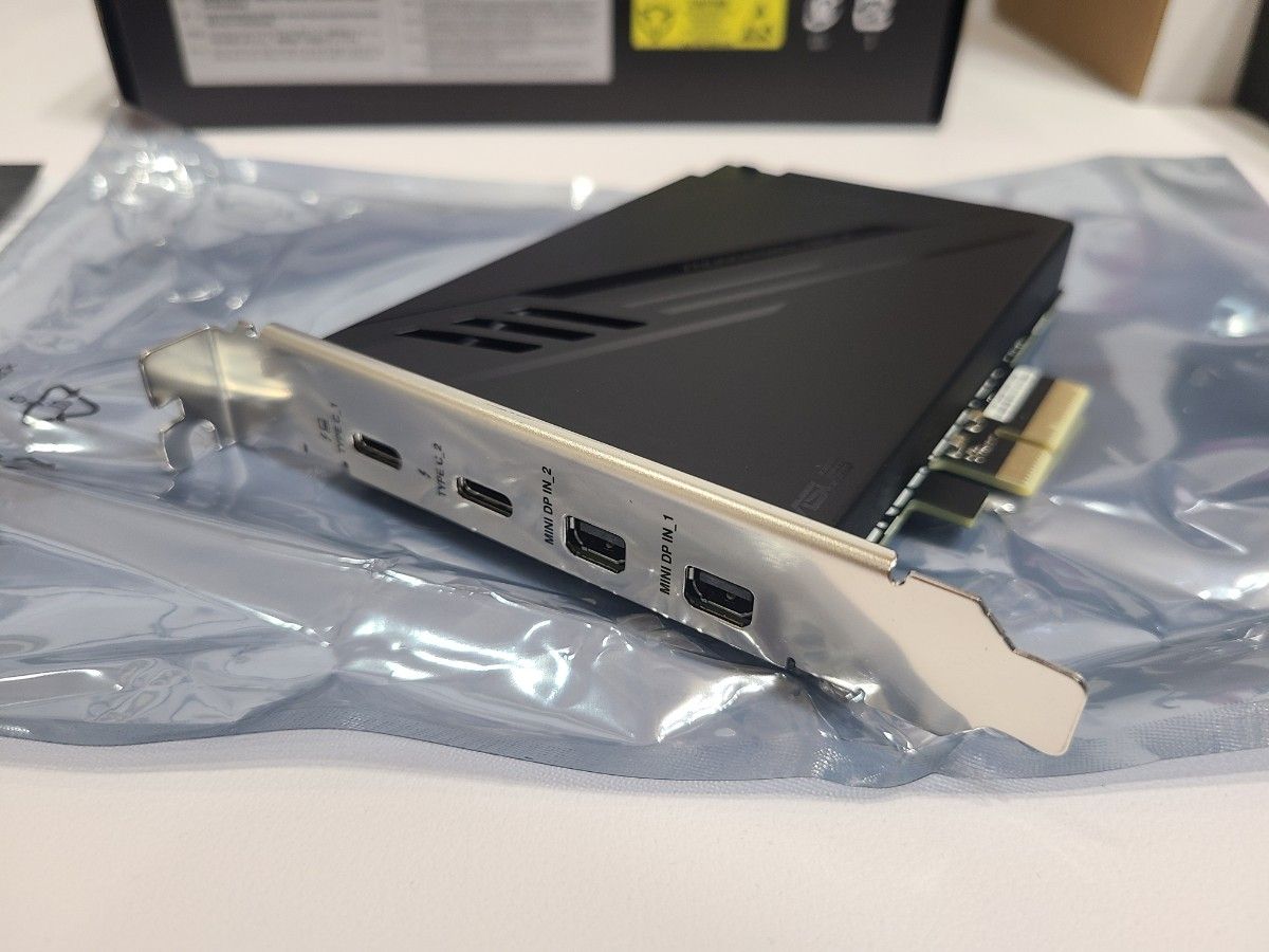 ASUS THUNDERBOLTEX 4 PCIE 拡張カード 動作美品 Thunderbolt4端子や映像出力を追加可能 ASUS THUNDERBOLTEX 4 PCIE 拡張カード 動作美品 Thunderbolt4端子や映像出力を追加可能