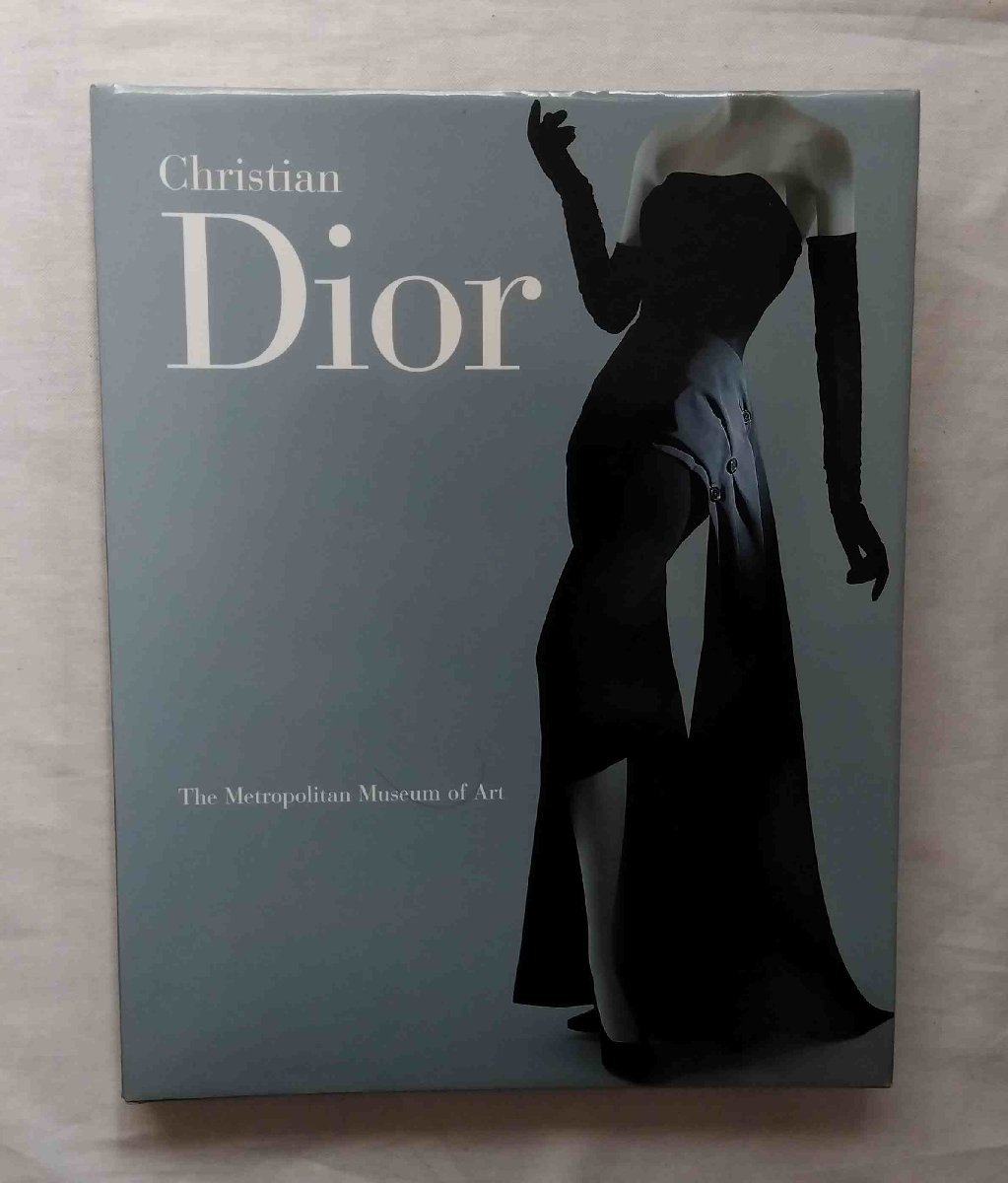 クリスチャン・ ディオール オートクチュール・ドレス 洋書写真集 Christian Dior The Metropolitan Museum of Art ニュールック 刺繍