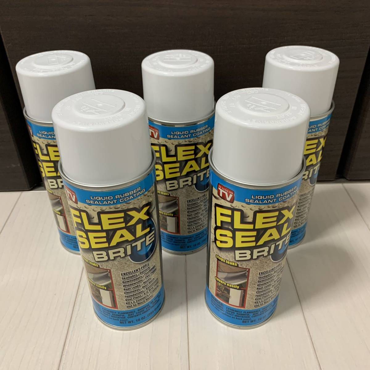 FLEXSEAL 液状ゴムスプレー 5本(今だけ1本増量で6本) ホワイト 防水ラバースプレー FLEX SEAL フレックスシール 雨樋 水漏れ補修 塗装_画像1