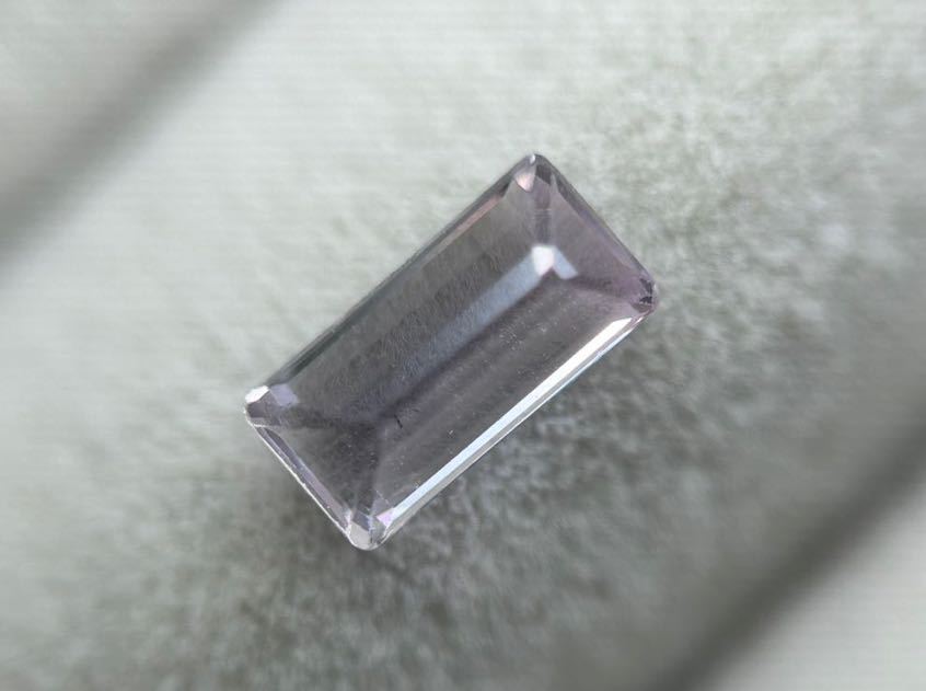 レア ピンクゾイサイト 0.51ct 3.2×6.5mm ピンクタンザナイト ゾイサイト ラベンダー バゲット 天然 天然石 ルース_画像2