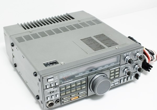 KENWOOD TS-440V 10W HF トランシーバー （CWフィルターあり）-