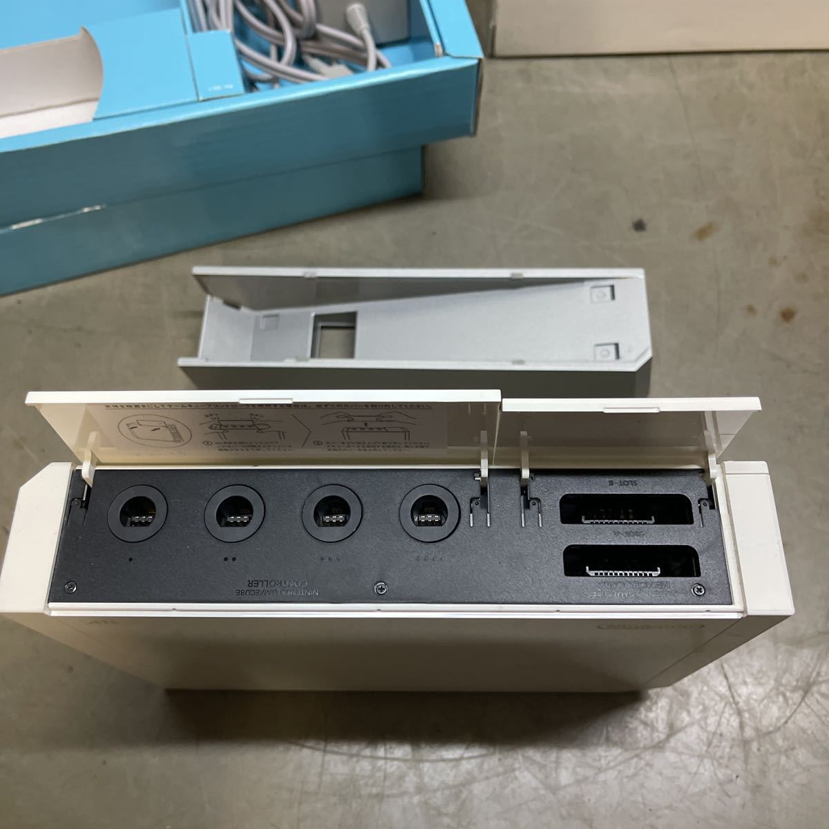 【ジャンク品】任天堂 Wii Nintendo ニンテンドー 白　「RVL-001」動作未確認 _画像5