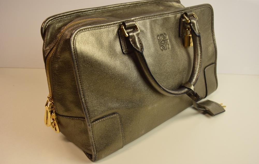 ICH【中古品】 LOEWE ロエベ アマソナ36 ゴールド ハンドバッグ 〈205-230925-ss11-ICH〉_画像3