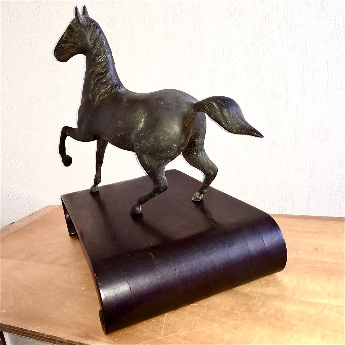 【アンティーク置物】　馬　ブロンズ像　銅像　インテリア　金属製　金属工芸