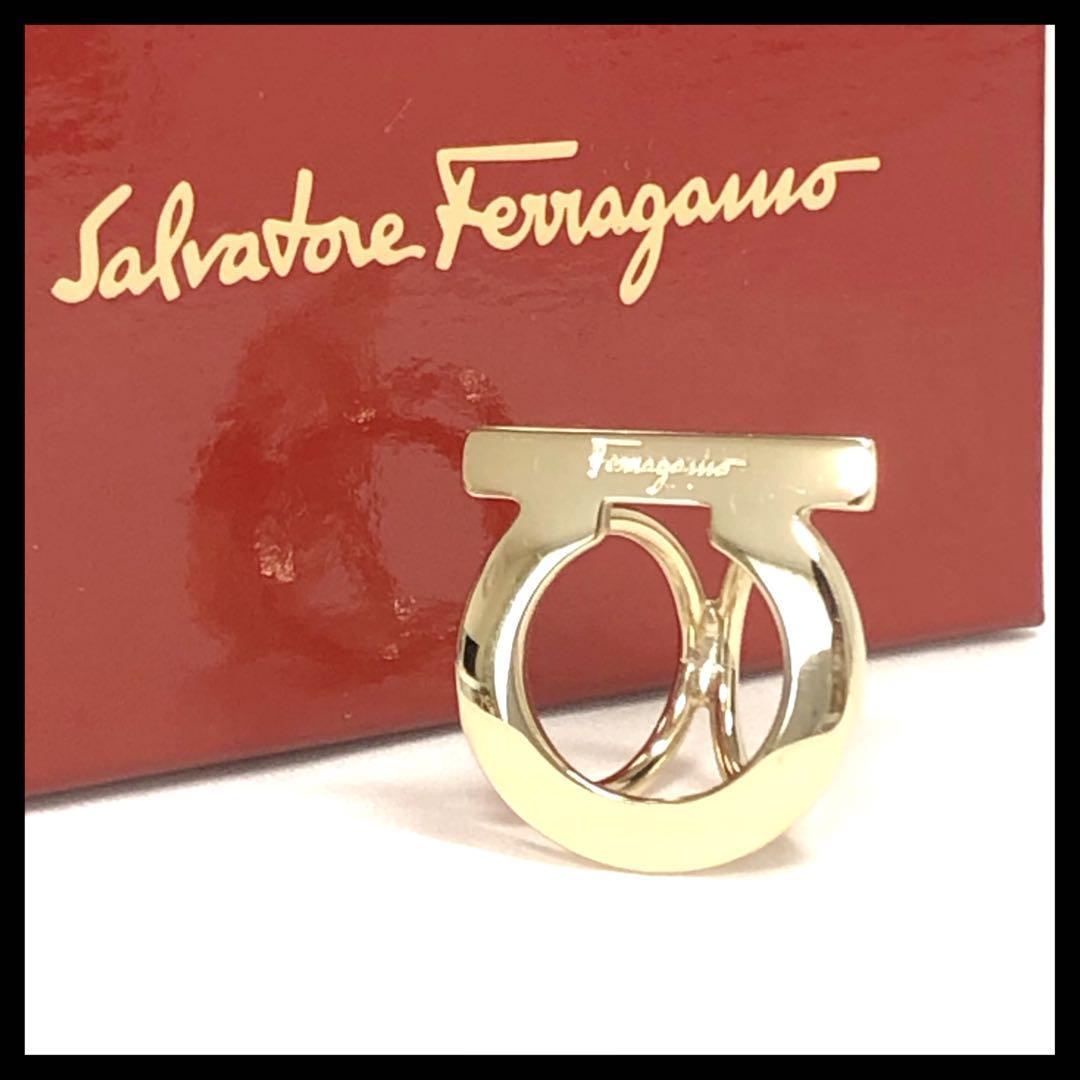 最旬トレンドパンツ ヴァラ Ferragamo Salvatore サルヴァトーレ