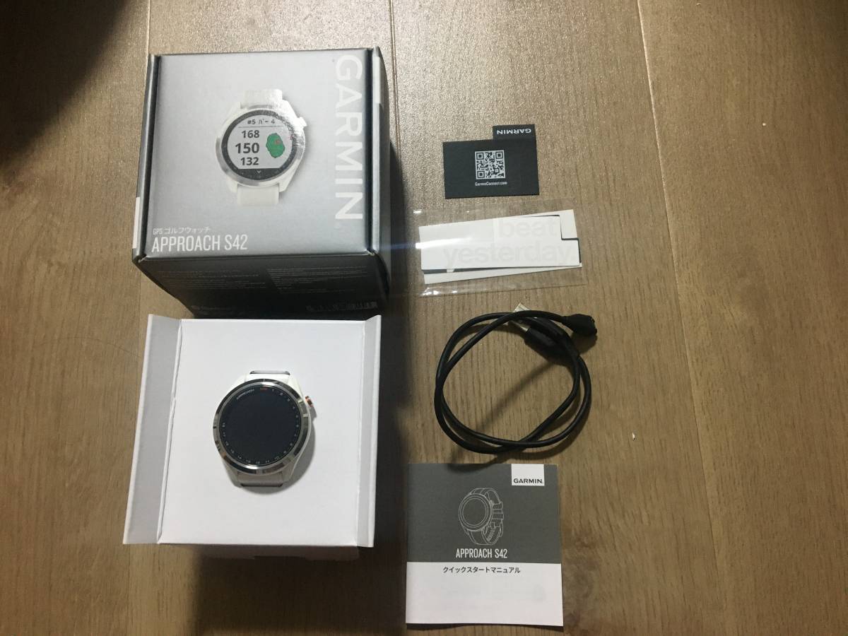 美品 GPSナビ ガーミンGARMIN Approach S42 (ホワイト/シルバー)付属