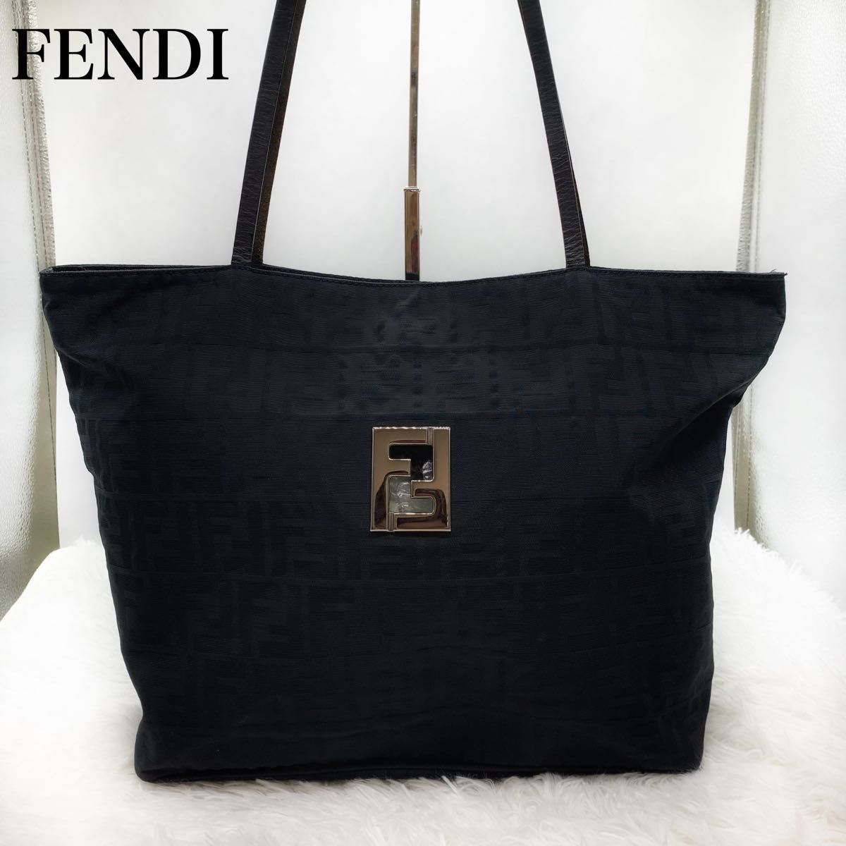 超美品 希少 FENDI フェンディ トートバッグ ショルダーバッグ ズッカ