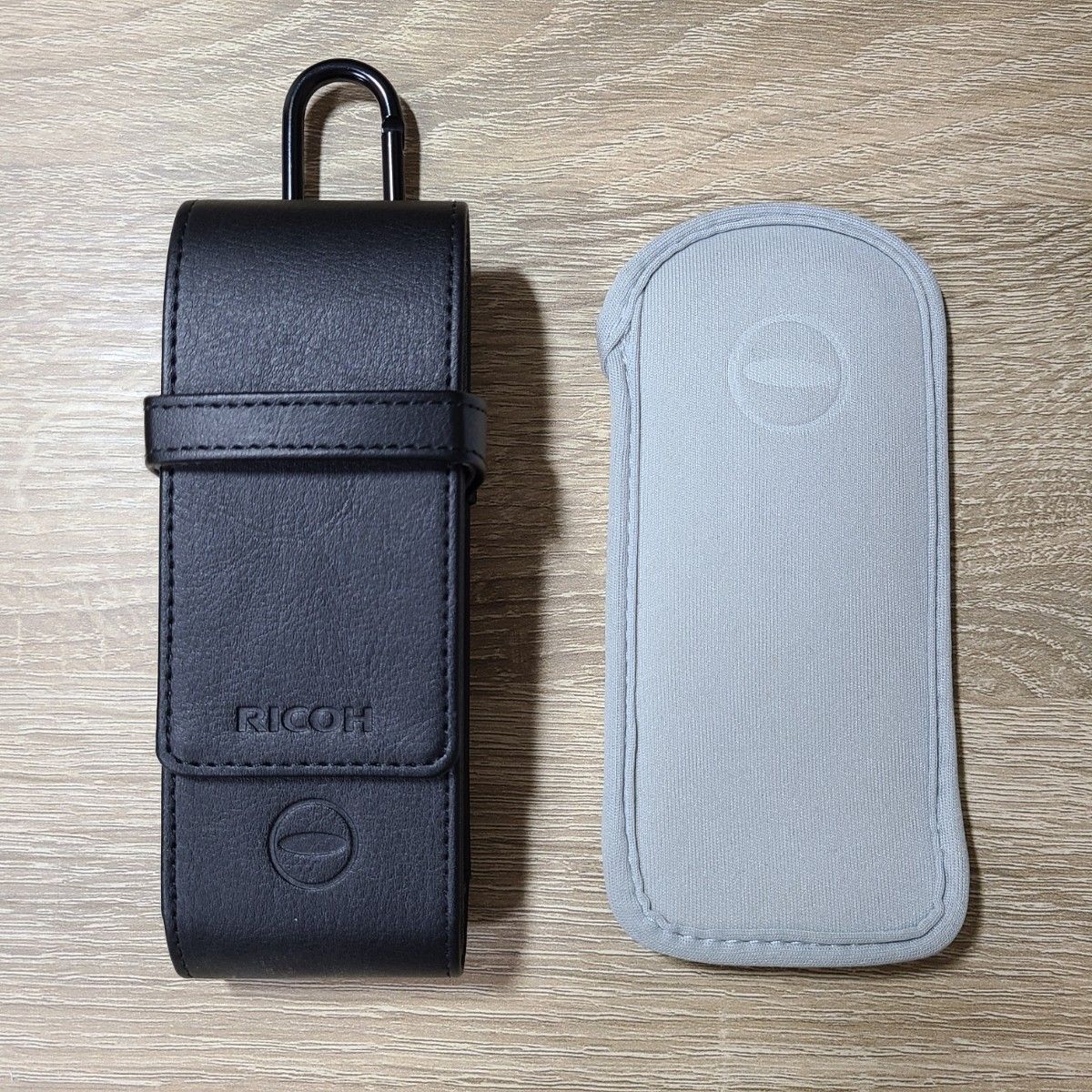 RICOH THETA用ソフトケース TS-1 ブラック +付属ケース グレー RICOH THETA用ソフトケース TS-1 ブラック +付属ケース グレー