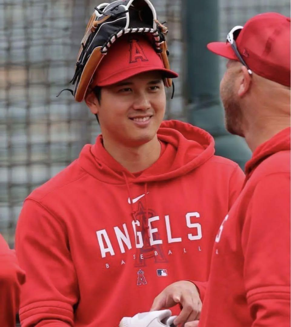 大谷翔平　選手着用 2023年モデル エンゼルス MLB公式　ナイキ　パーカー　　Lサイズ