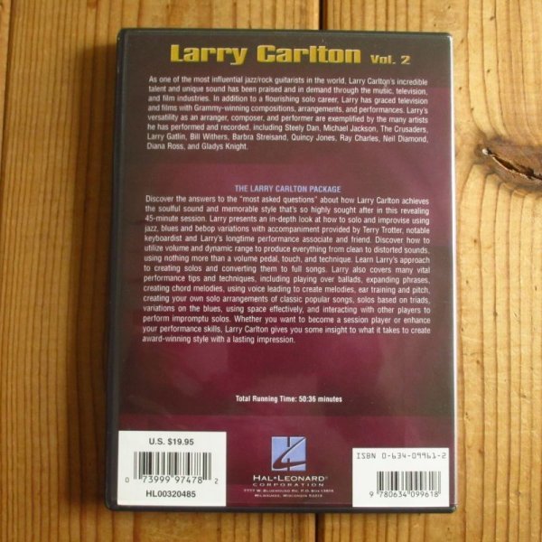 タブ TAB 譜付 / Larry Carlton / ラリー・カールトン 教則DVD / Volume 2 / Hal Leonard_画像2