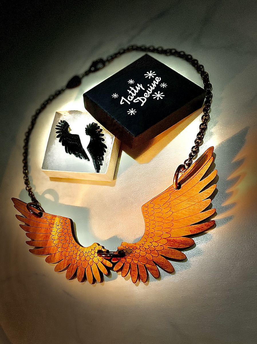  beautiful goods ta tea ti Vine Tatty Devine Pegasus feather wing necklace earrings present h.p.france h.p.deco lock n roll 