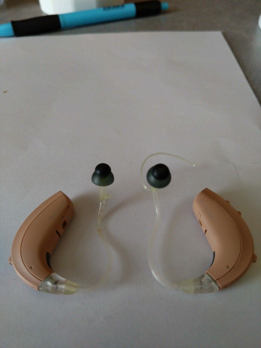 耳かけ補聴器