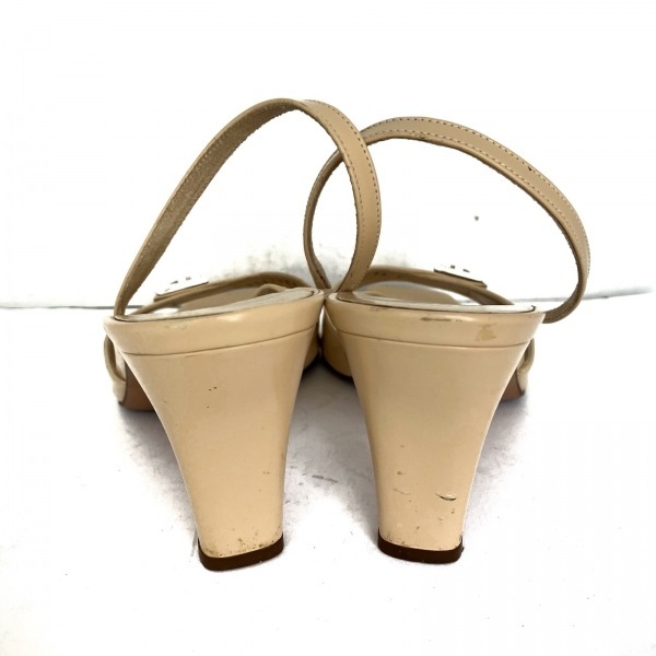 サルバトーレフェラガモ SalvatoreFerragamo サンダル 6 1/2 C - レザー ベージュ レディース 靴の画像3