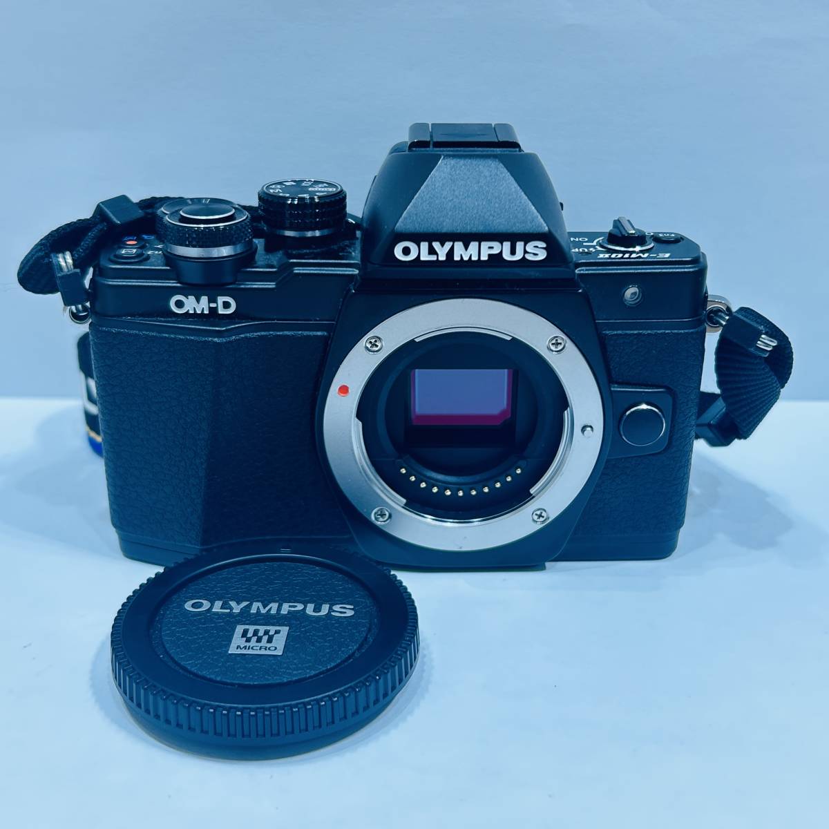人気商品の OM-D 【OLYMPUS/オリンパス】ミラーレス一眼レフカメラ E