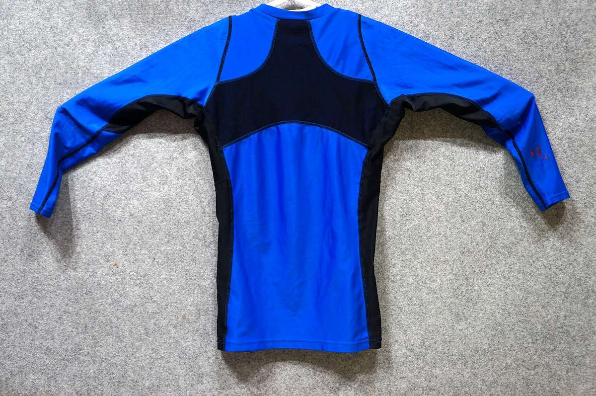 アシックス ASICS サッカー トレーニング インナーシャツ コンプレッションウェア 袖汚れあり 長袖 [サイズ: L /カラー: 写真参照]_画像2