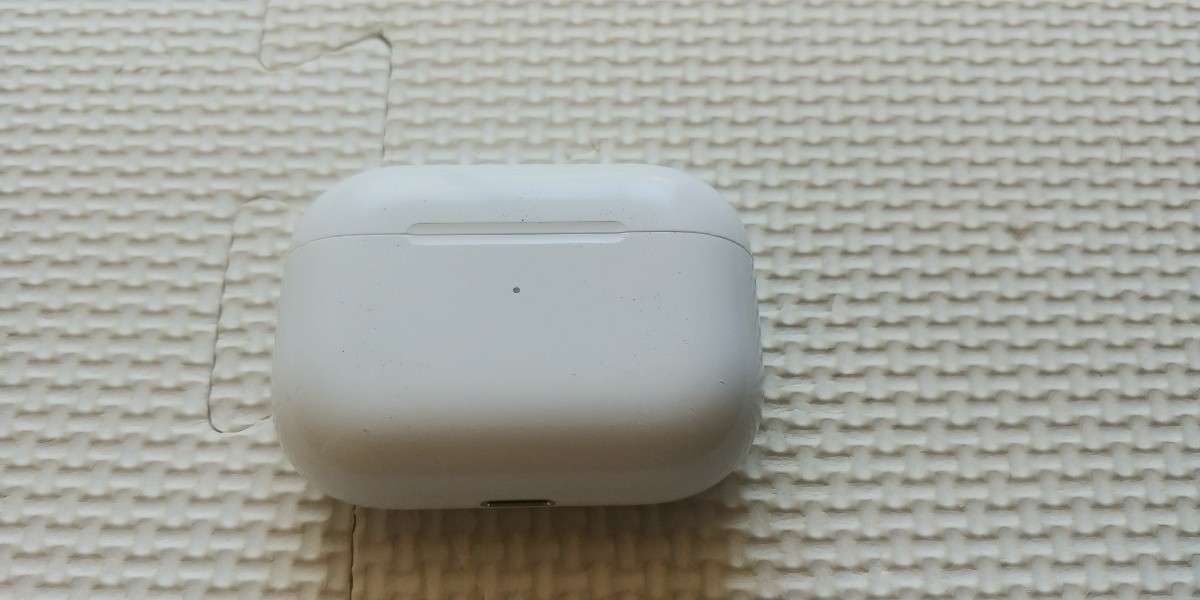 AirPods MWP22J/A ジャンク_画像1