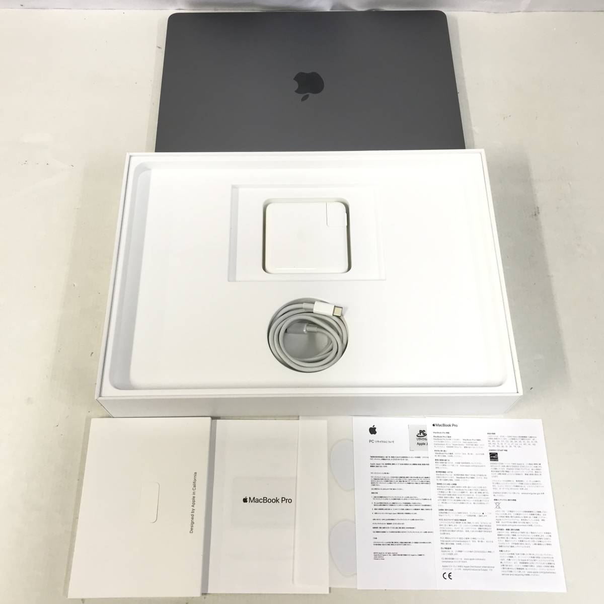 65　Apple MacBook Pro MV962J/A 中古品 (80)_画像3