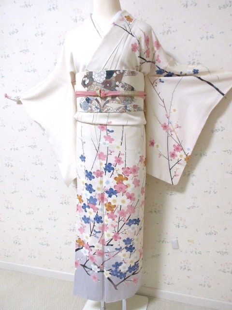 休日限定 カラフル梅の花・ピーチカラー訪問着 C-35 仕立て上がり - s