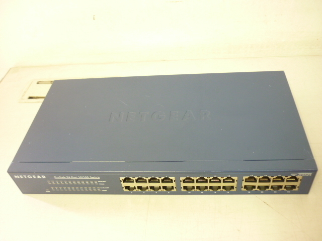 ☆ネットギア/NETGEAR☆JFS524☆24ポートスイッチングハブ☆ProSafe 24port 10M/100M Switch☆2台入荷☆h04440_画像1