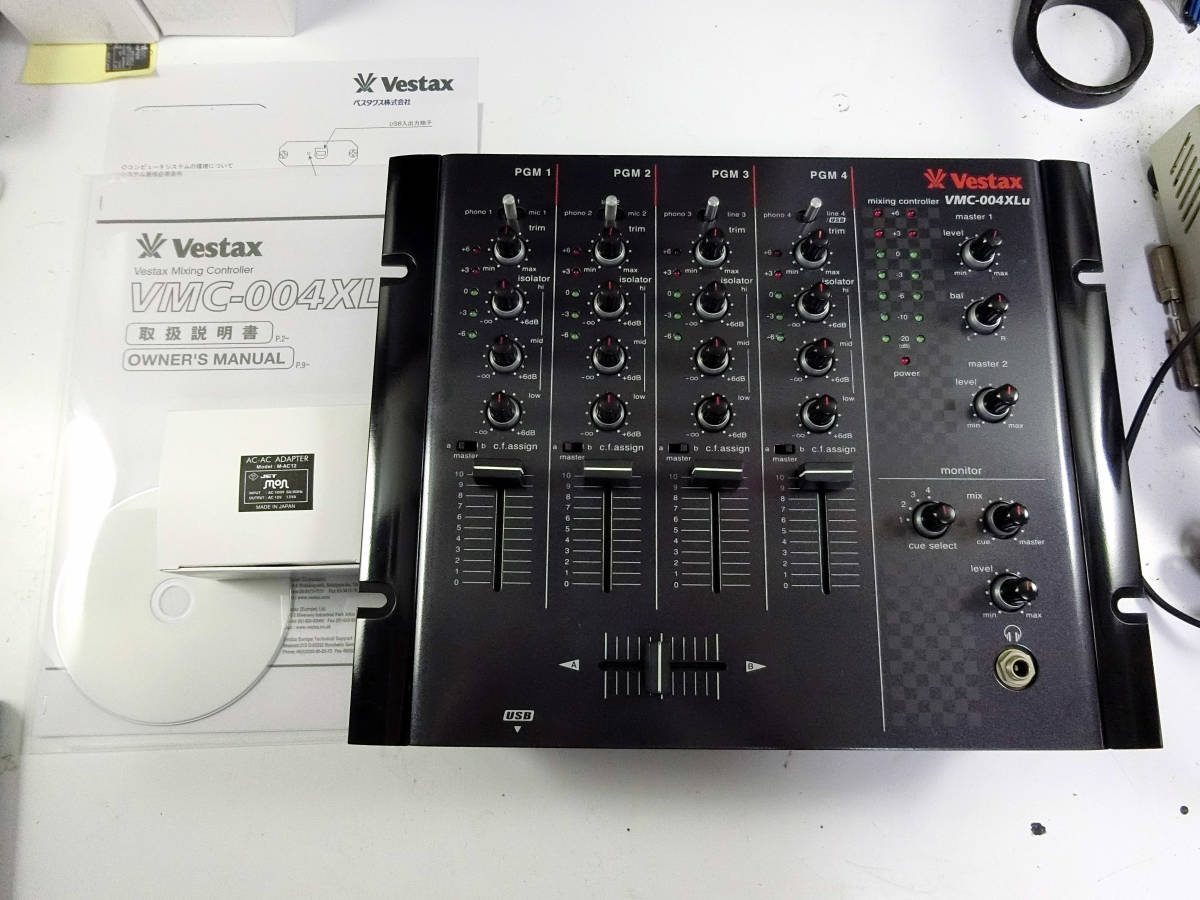 Vestax DJミキサー VMC-004 - 器材