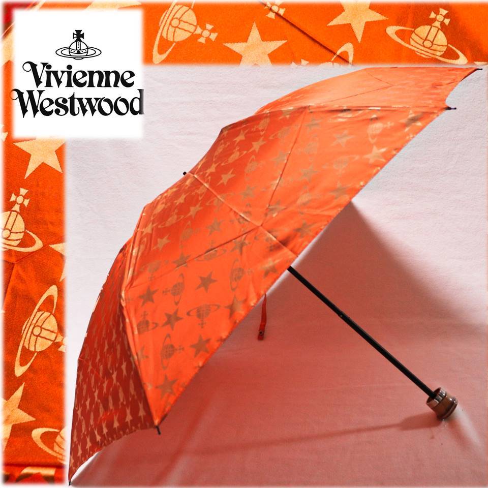 《Vivienne Westwood ヴィヴィアンウエストウッド》新品 オーブ・星柄ジャガード 折りたたみ傘 雨傘 木製ハンドル A8601