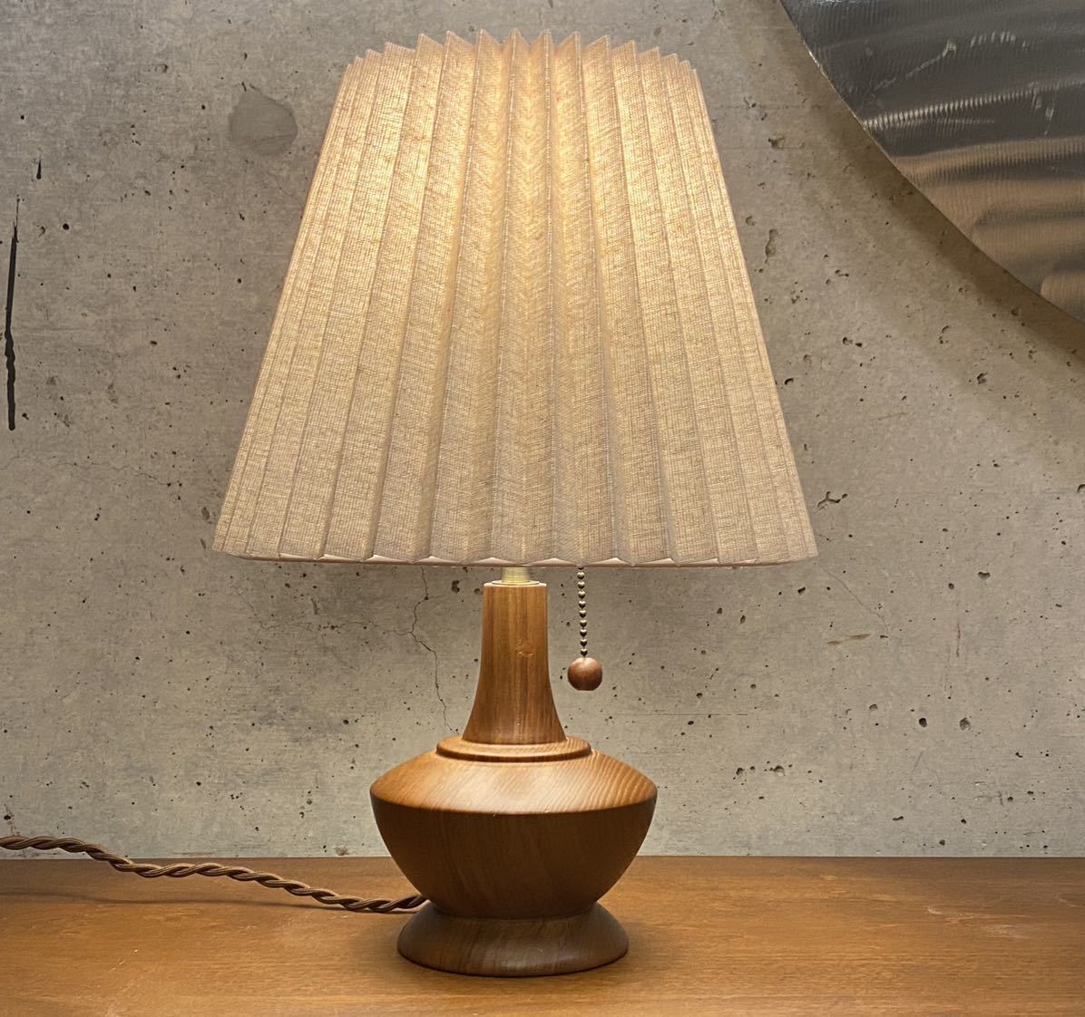 Table-lamp midcentury design/Peluna(検索,ミッドセンチュリー,イームズ,ビンテージ,50's,60's,北欧,Jウェグナー,ウッドランプ,ACME,_画像1