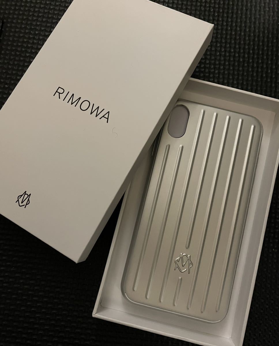 定価13200円 新品　RIMOWA リモワ iPhone Xs Max 携帯ケース　iPhoneケース　スーツケースデザイン　アルミニウム　iPhoneXsMAX_画像1
