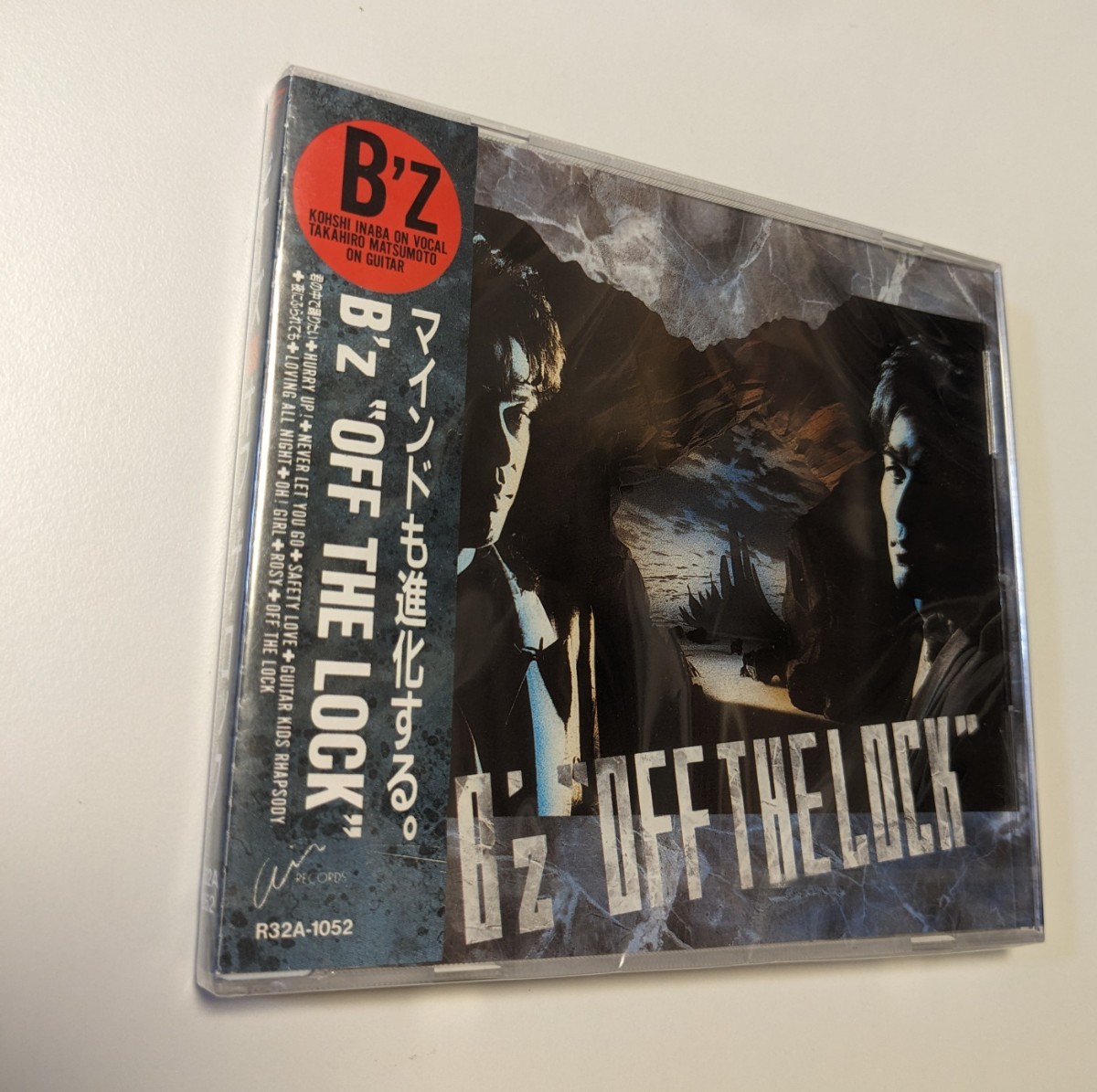 M 匿名配送 CD B'z OFF THE LOCK ビーズ 稲葉浩志 松本孝弘 オフ M 匿名配送 CD B'z OFF THE LOCK ビーズ 稲葉浩志 松本孝弘 オフ