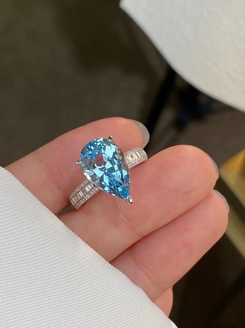 世界の ~天然アクアマリン ダイヤ 4.25ct k18 リング アクアマリン