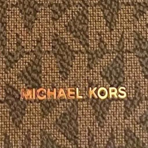 ◆ 新品 未使用 正規品◆マイケルコース Michael Kors iPhone13ケース ブラウン スマホケース カバー レディース メンズ MKマーク MK-402_画像2