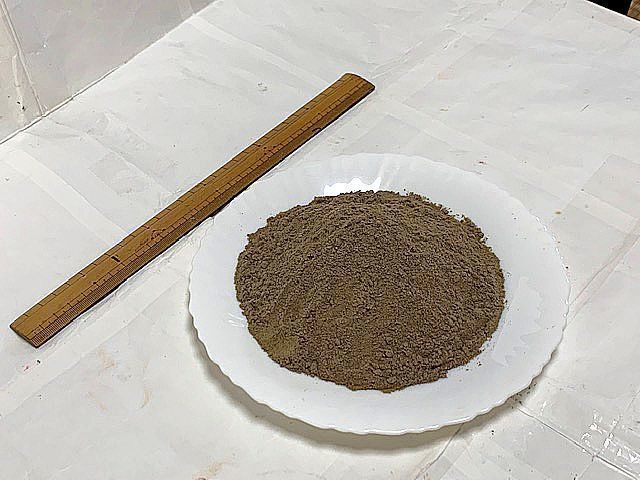 ピラルク　レッドテール　ポリプテルスの粉末餌　粉餌　粉エサ　餌　練り餌　※分量900g_粉末は、小麦粉よりやや粗目になります