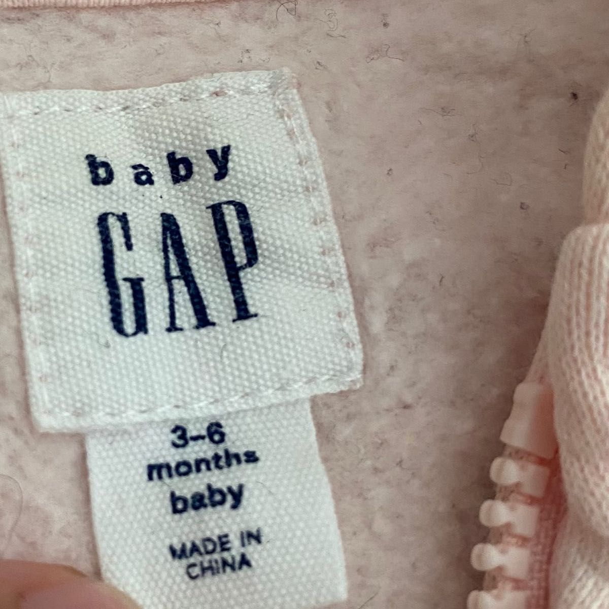 baby GAP くまさんロンパース　上着　アウター　もこもこ ジップアップパーカー  裏起毛パーカー　3-6M