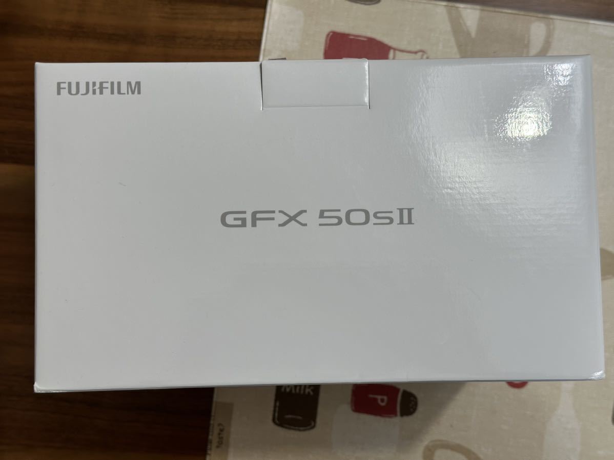 FUJIFILM フジフイルム GFX 50SII 元箱　保証書、カメラとレンズありません_画像1