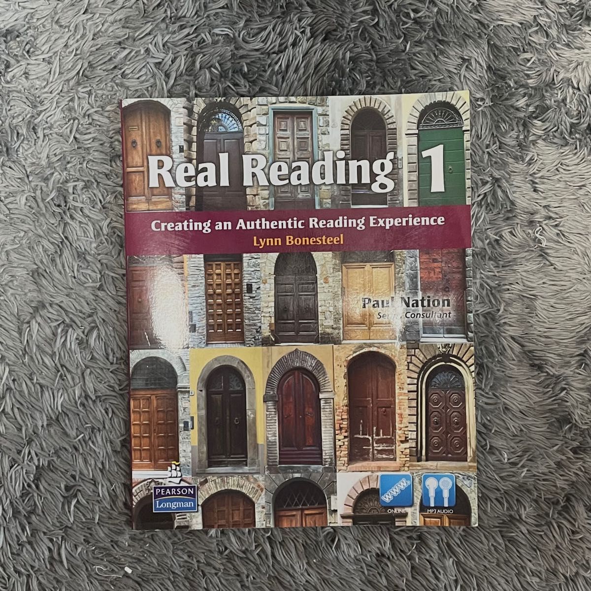 Real Reading Student Book with MP3 Audio CD-ROM (レベル 1)