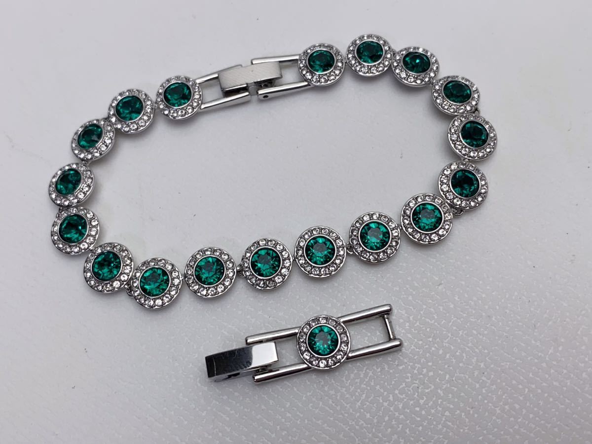 国産】 N558 極美品 SWAROVSKI スワロフスキーブレスレット 可愛い