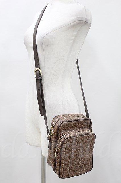 新しいコレクション Q-pot. Chocolate Shoulder Bag CC-H-23-7-7-65-QP