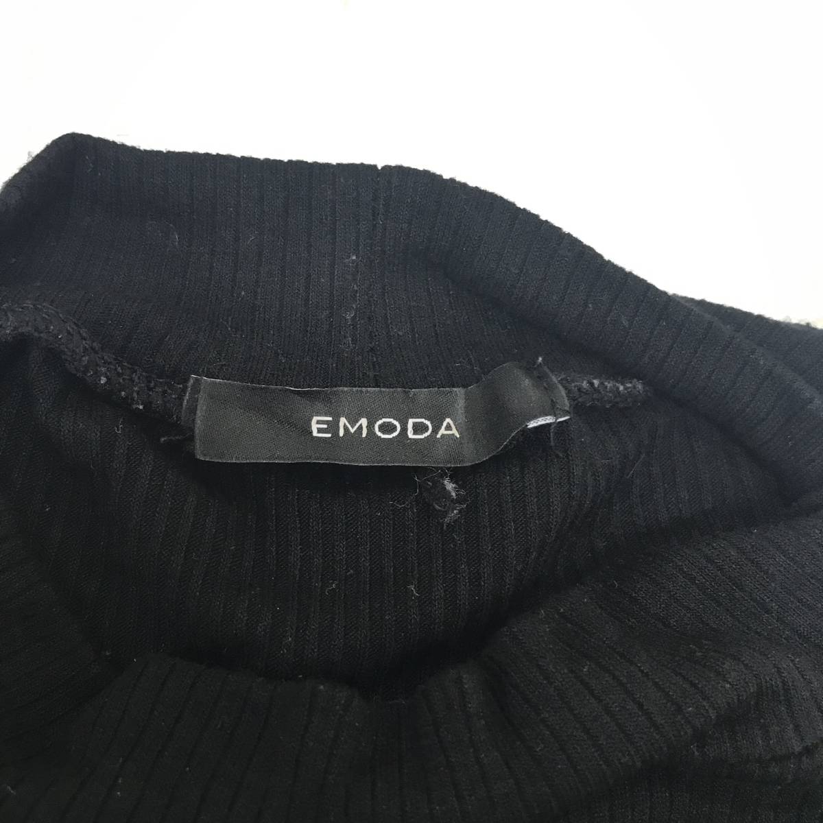 EMODA　エモダ　2WAYアームカバートップス　Fサイズ　ブラック　袖取り外し可能　3WAY仕様にもできる　S5.2-112　USED_画像9