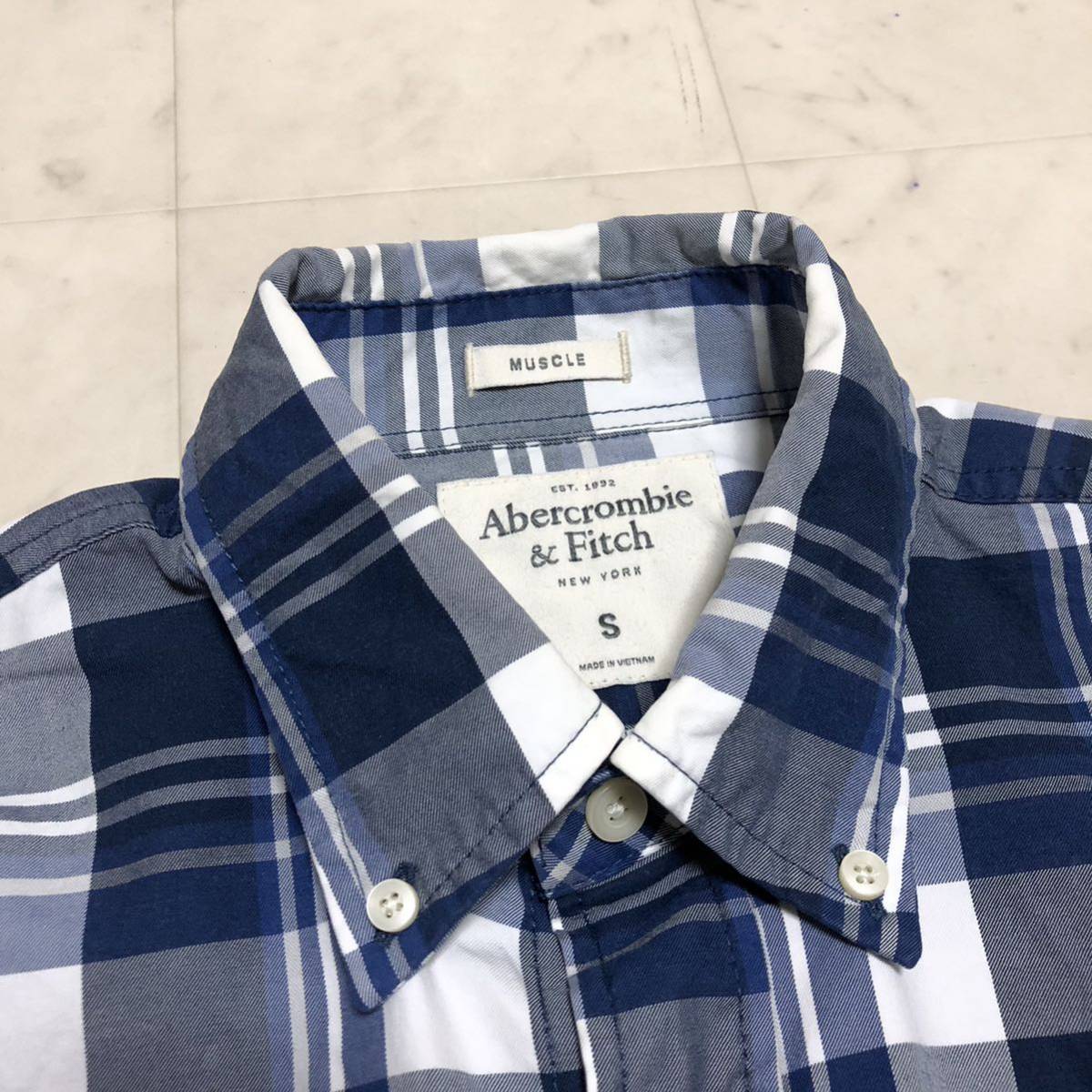 【送料360円】Abercrombie&Fitch アバクロ チェックシャツ 長袖シャツ 男性用 メンズ Sサイズ 古着 AB558_画像5