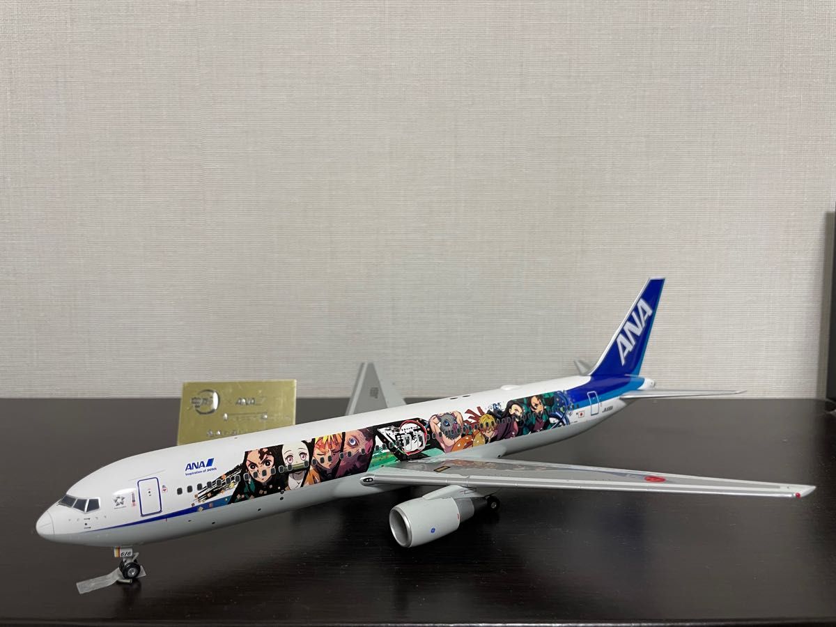 1/200 b767-300er JA616A 鬼滅の刃じぇっと壱 完成品モデル (WiFiレドームギアつき) [全日空商事]